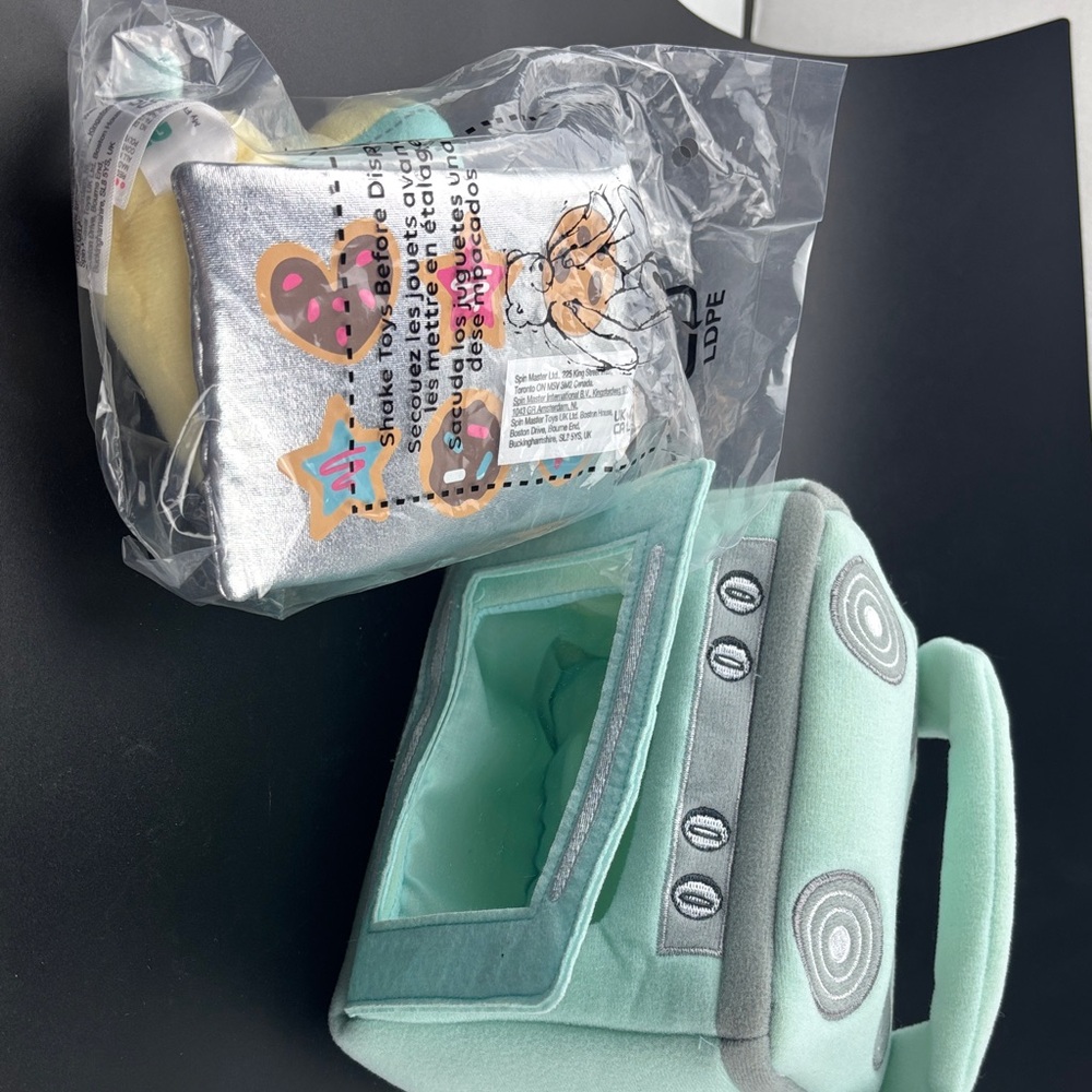 Gund Silver and Mint Green Kids Learning Toy Set-stove